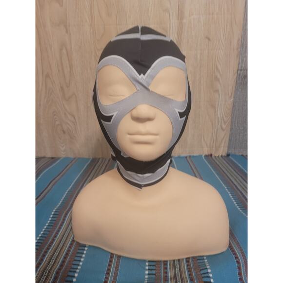 Las Vegas Raiders WRESTLING LUCHADOR MASK Pre-owned OSFA NFL WWE AEW WCW TNA GCW - Picture 1 of 5